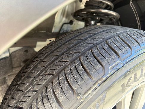 Certified 2025 Nissan Pathfinder SL image 12