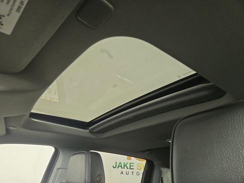 Used 2024 GMC Sierra 2500 Denali w/ Technology Package image 23