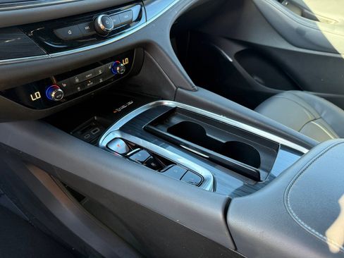 Used 2022 Buick Enclave Essence w/ Trailering Package, 5000 lbs. image 13