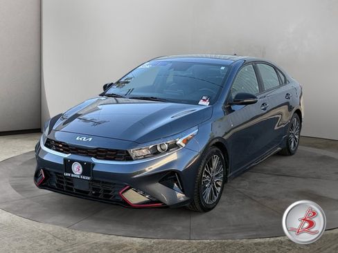 Used 2023 Kia Forte GT-Line w/ GT-Line Premium Package FWD image 3