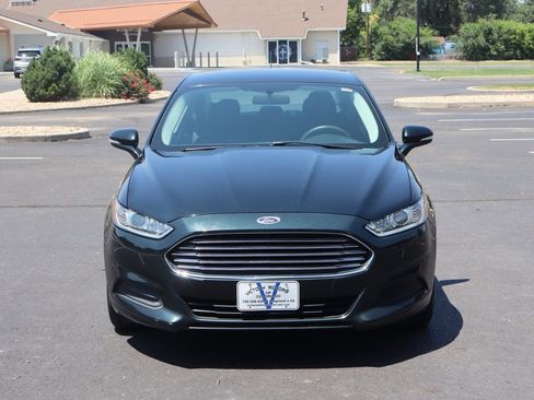Used 2014 Ford Fusion SE FWD image 12