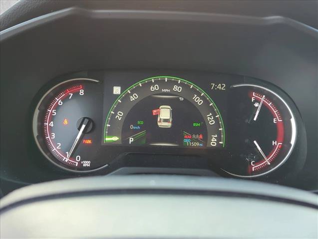 Used 2023 Toyota RAV4 LE FWD image 19