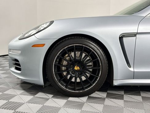 Used 2016 Porsche Panamera S image 7