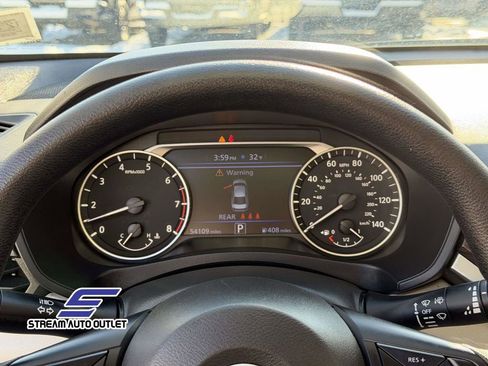 Used 2024 Nissan Altima 2.5 SV image 37