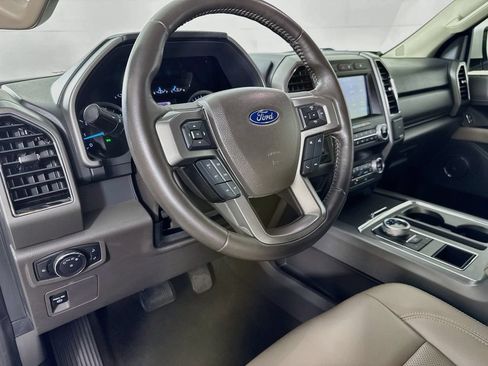 Used 2021 Ford Expedition XLT RWD image 11