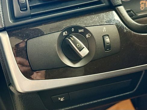 Used 2014 BMW 535i xDrive Sedan image 11