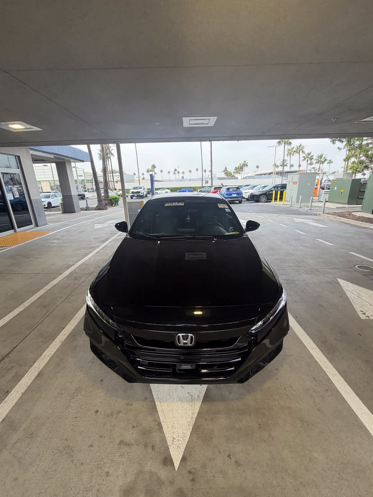 Used 2019 Honda Accord Sport image 2