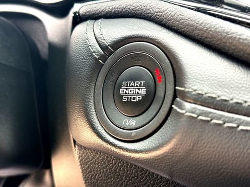 Used 2022 Dodge Durango GT AWD/4WD image 17