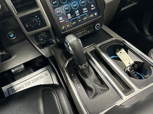 Used 2019 Ford F150 Lariat w/ Equipment Group 502A Luxury AWD/4WD image 34