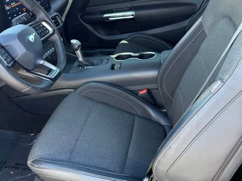 Used 2024 Ford Mustang Convertible RWD image 11