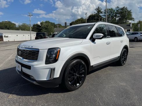 Used 2020 Kia Telluride SX w/ SX Prestige Package image 4