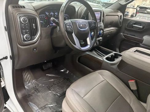 Used 2019 GMC Sierra 1500 SLT AWD/4WD image 17