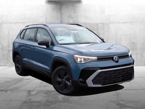 New 2026 Volkswagen Taos S image 2