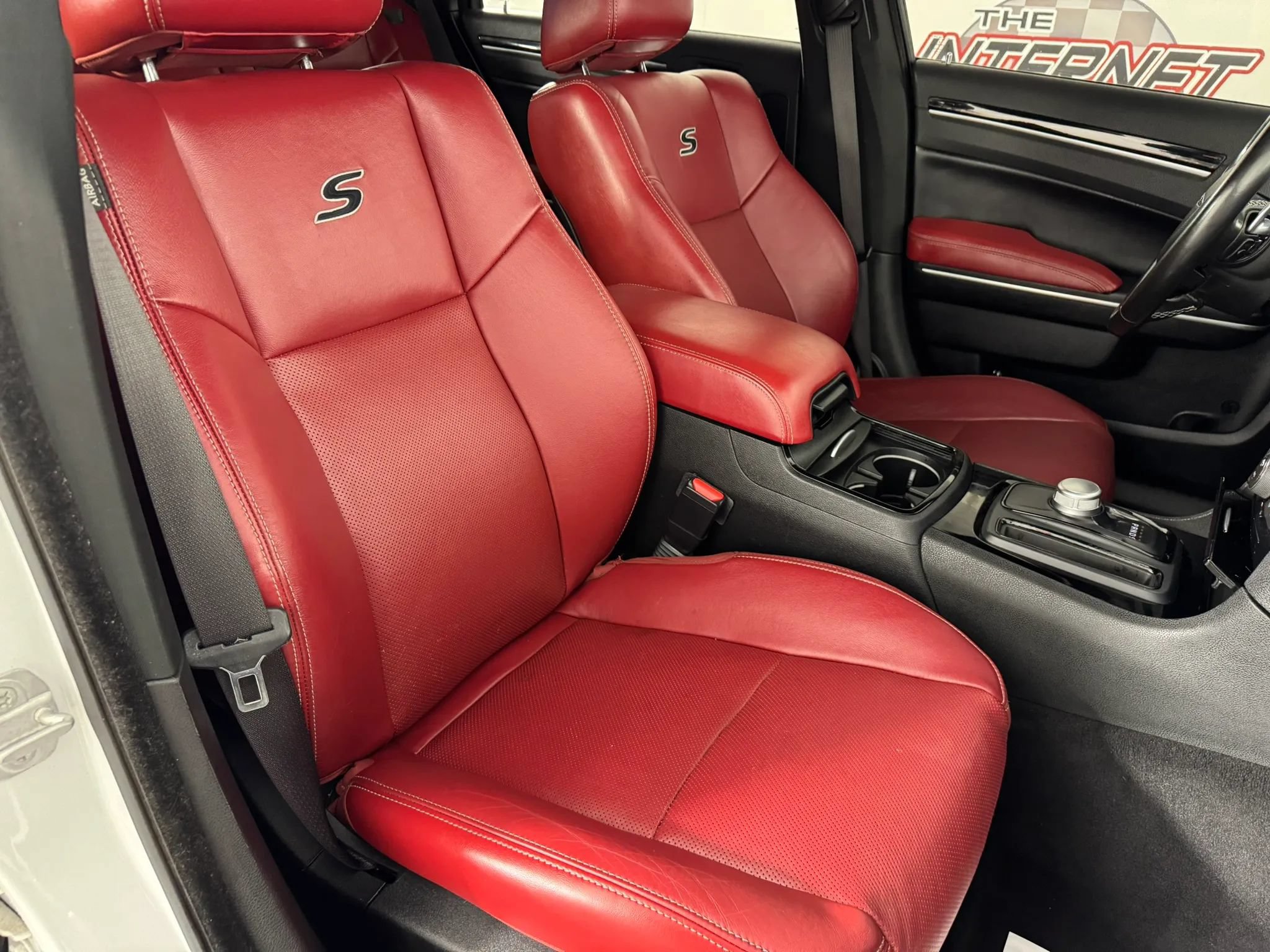 Used 2021 Chrysler 300 S w/ S Model Appearance Package RWD image 34