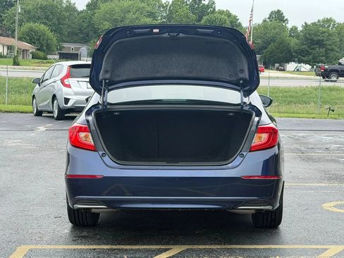 Used 2018 Honda Accord EX-L image 11