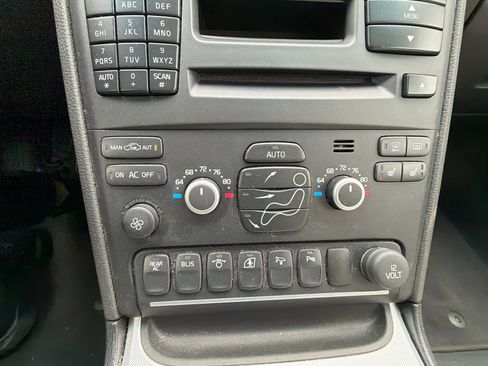 Used 2014 Volvo XC90 3.2 R-Design image 28