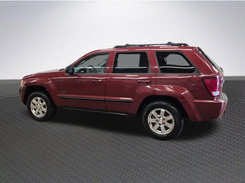 Used 2008 Jeep Grand Cherokee Laredo RWD image 5