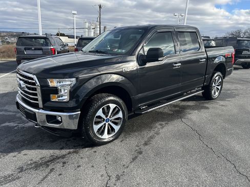 Used 2015 Ford F150 XLT w/ Equipment Group 302A Luxury image 21