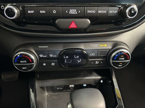 Used 2025 Kia Soul EX FWD image 50