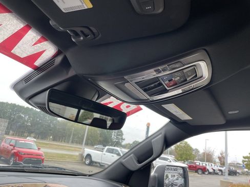 Used 2022 RAM 1500 Limited image 21