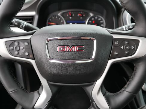 Used 2023 GMC Acadia SLT w/ Preferred Package image 25