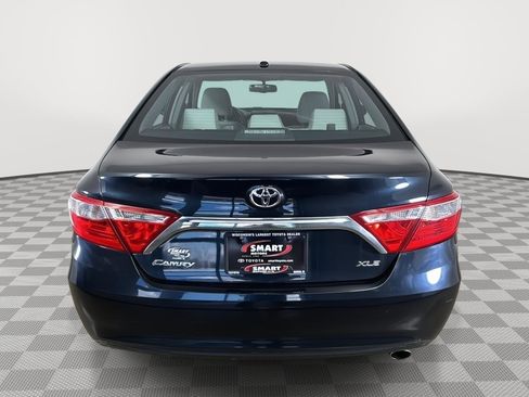 Used 2015 Toyota Camry XLE w/ Moonroof Package FWD image 14