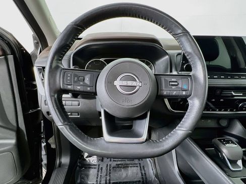 Used 2023 Nissan Rogue SL w/ SL Premium Package AWD/4WD image 10