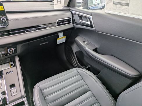 New 2026 Nissan Rogue SL AWD/4WD image 16