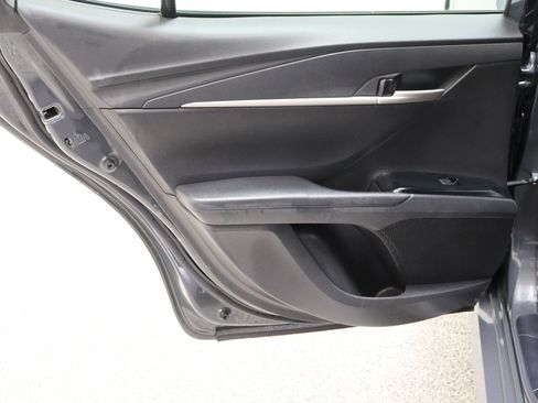 Used 2025 Toyota Camry LE FWD image 25