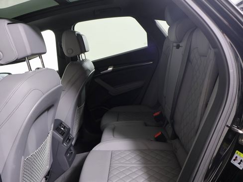 Used 2023 Audi SQ5 Premium Plus w/ Premium Plus Package image 25