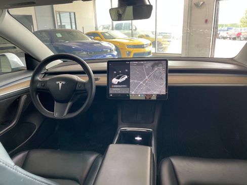 Used 2022 Tesla Model 3 RWD image 25