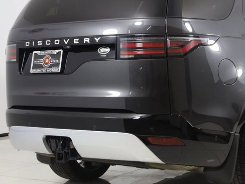 Used 2023 Land Rover Discovery Metropolitan Edition image 48