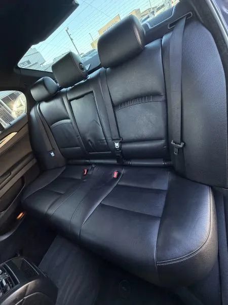 Used 2014 BMW 528i Sedan RWD image 18