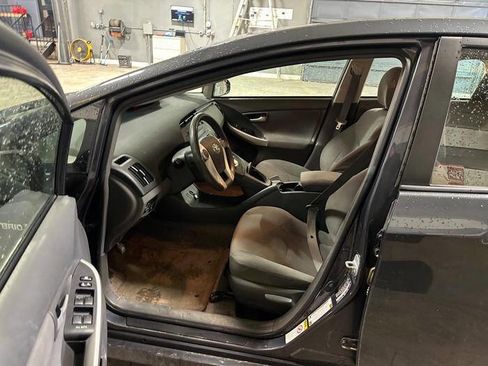 Used 2010 Toyota Prius Two image 21