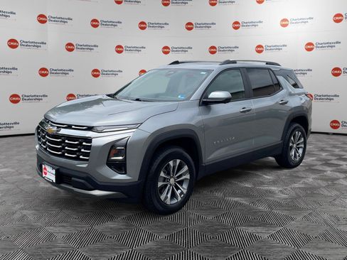 Used 2025 Chevrolet Equinox LT w/ Convenience Package II AWD/4WD image 1