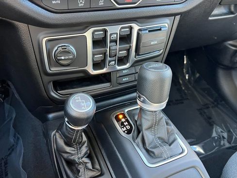 New 2026 Jeep Gladiator Sport image 26