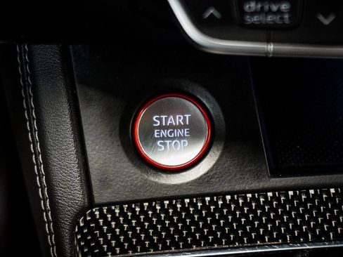 Used 2022 Audi SQ5 Prestige w/ Prestige Package image 36