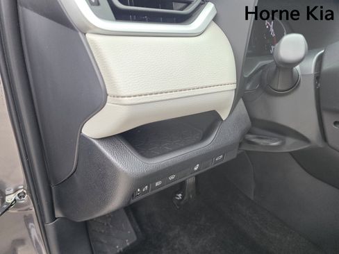 Used 2024 Toyota RAV4 XLE Premium image 14