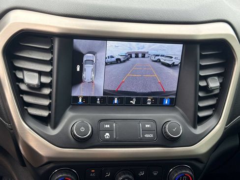 Used 2021 GMC Acadia Denali w/ Denali Ultimate Package AWD/4WD image 26
