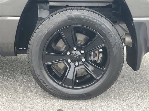 Used 2021 RAM 1500 Big Horn image 5