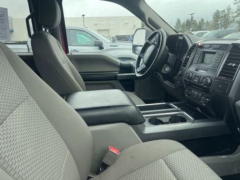 Used 2018 Ford F150 XLT w/ Heavy-Duty Payload Package image 17