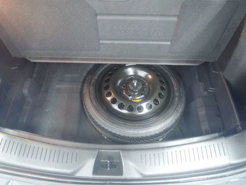 Used 2023 Buick Encore GX Preferred w/ Cold Weather Comfort Package FWD image 27