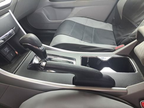Used 2014 Honda Accord LX image 25