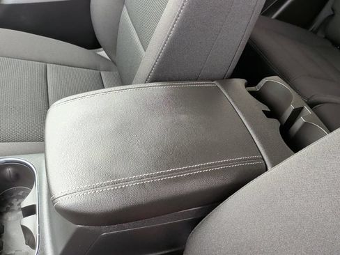 New 2026 GMC Canyon Elevation w/ Convenience Package RWD image 29