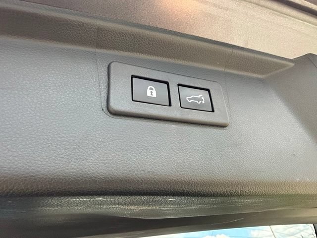 Used 2022 Subaru Outback Premium AWD/4WD image 23