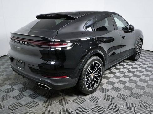 Certified 2024 Porsche Cayenne Coupe image 30