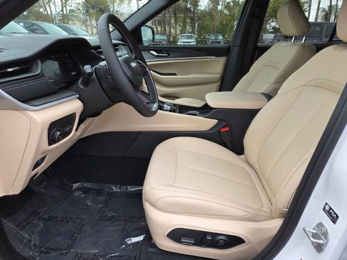 New 2026 Jeep Grand Cherokee Limited RWD image 12