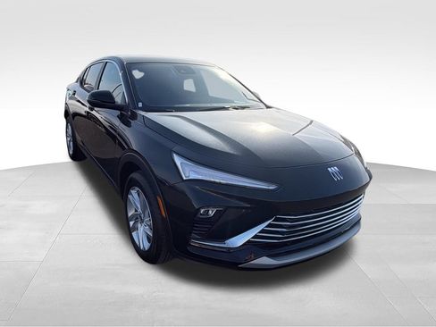 New 2026 Buick Envista Preferred FWD image 2