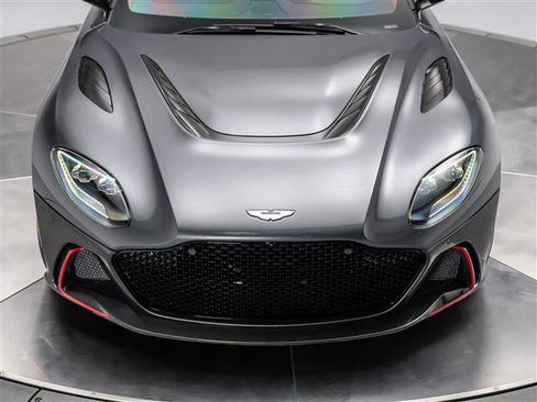 Used 2023 Aston Martin DBS Coupe image 26