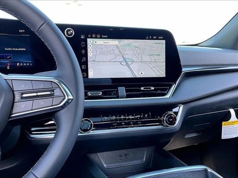 New 2026 Chevrolet Equinox LT w/ Midnight Edition FWD image 12